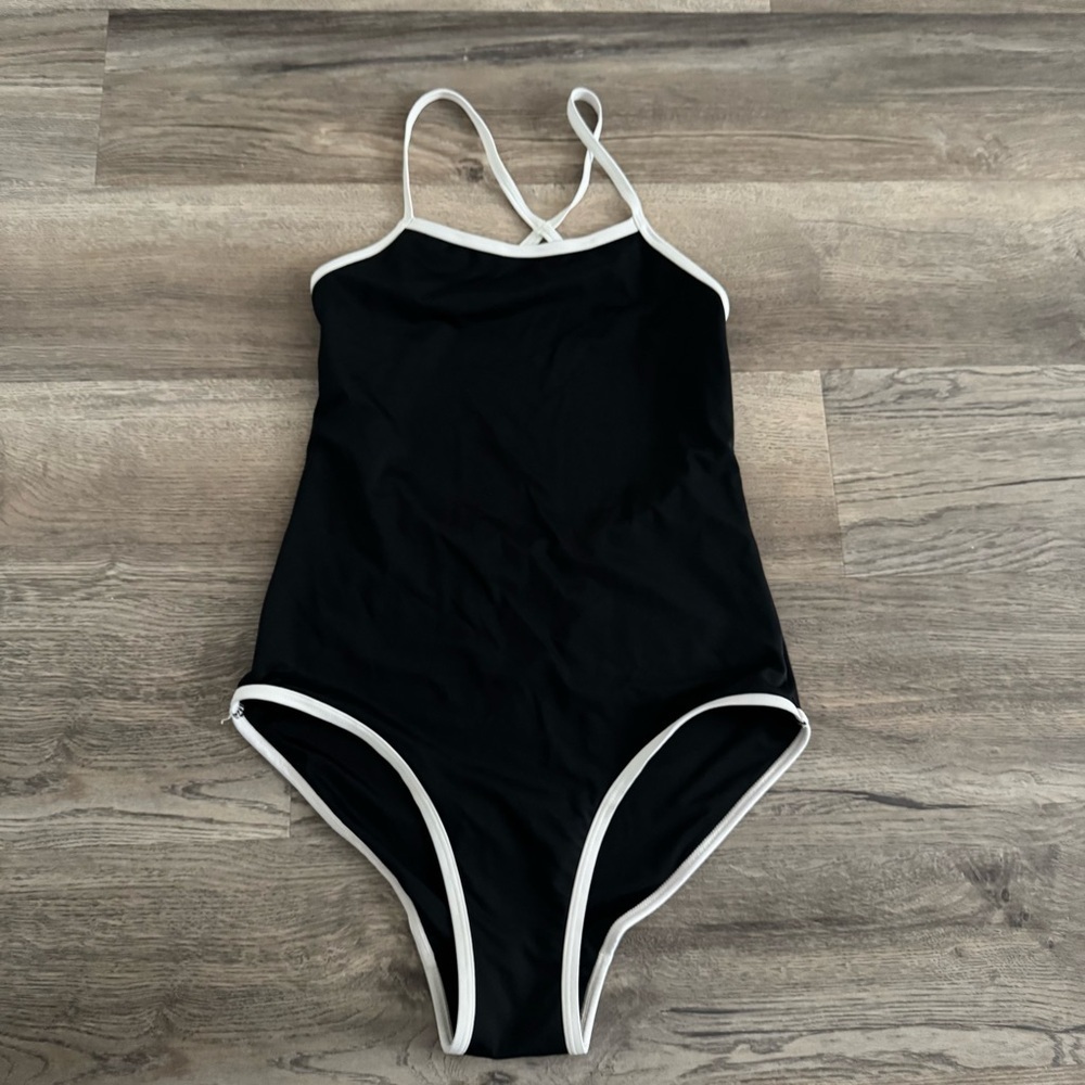 KNIX Period Swim Freestyle One-Piece - Picture 2 of 7